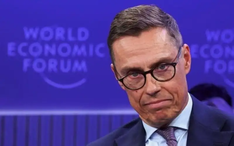 رئيس فنلندا يعلن استعداده للاعتراف بدولة