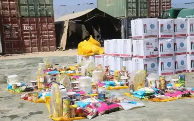 المستشفى الميداني الأردني جنوب غزة يوزع