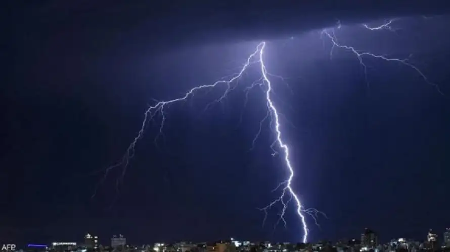 تعادل رحلة من باريس إلى ميلانو