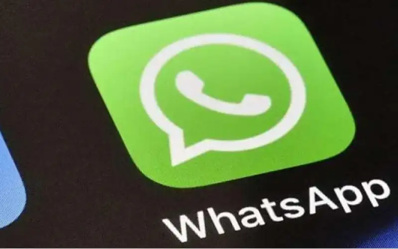 واتساب يطور ميزة إشعارات مخصصة للحالات