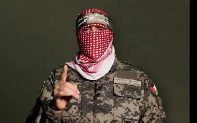 أبو عبيدة: مستعدون للسماح للصليب الأحمر