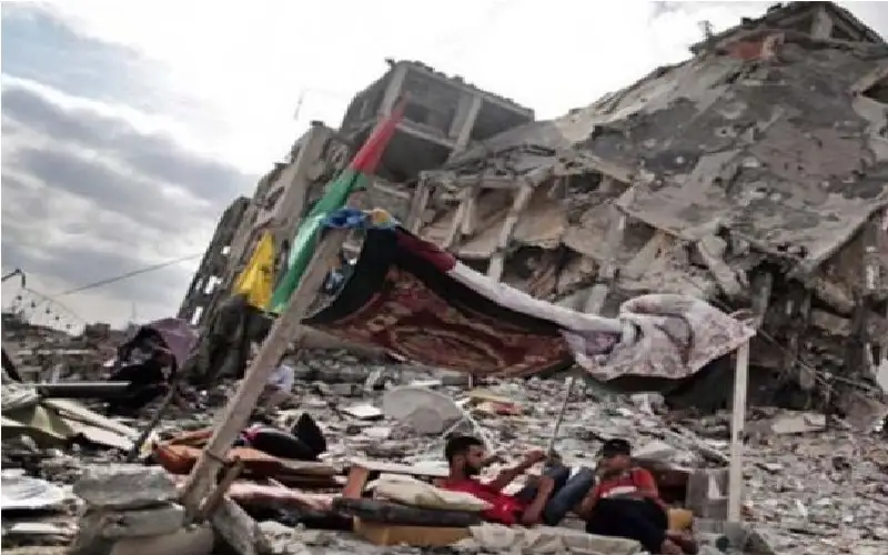 العالم لا يعاني من نقص المعلومات