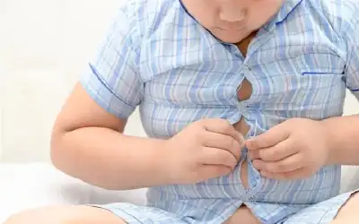 دراسة تحدد مسارات توريث السمنة من