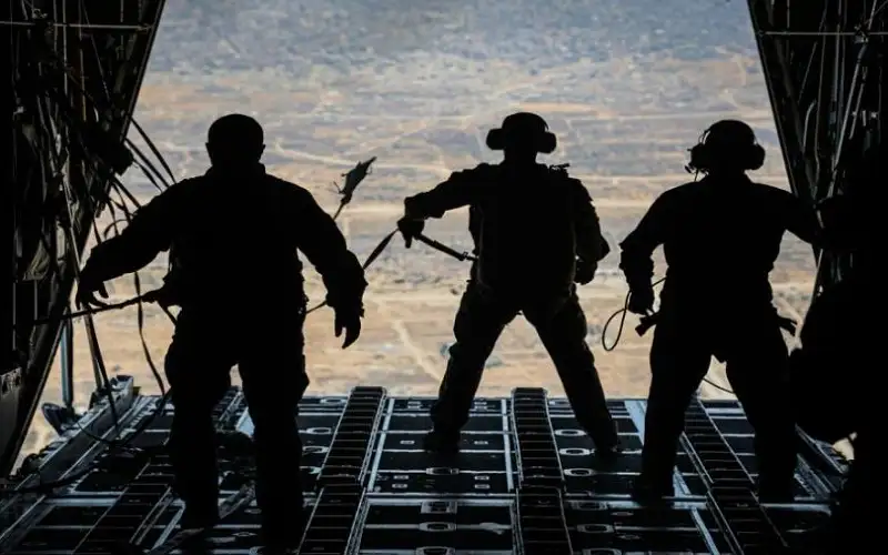 الأردن ينفذ إنزالات جوية جديدة لمساعدات