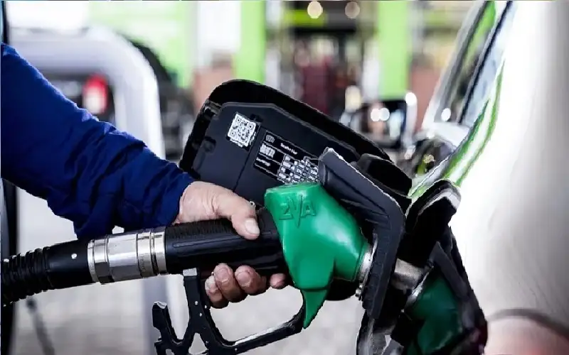 اعتداء مسؤول على عامل محطة وقود