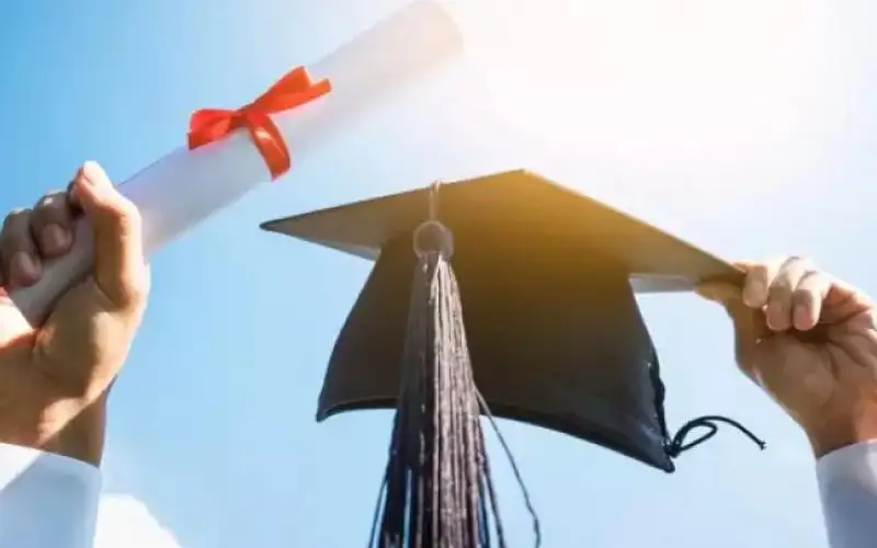 وزارة التربية تعلن اسماء اوائل التوجيهي