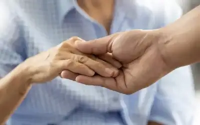 أنبوب النفط الحائر بين البصرة والعقبة