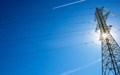 شركة الكهرباء الوطنية ترفع جاهزيتها للتعامل