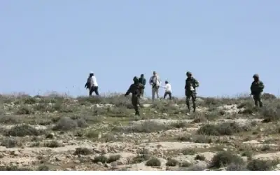 مستوطنون يجرفون أراضي في سالم شرقي