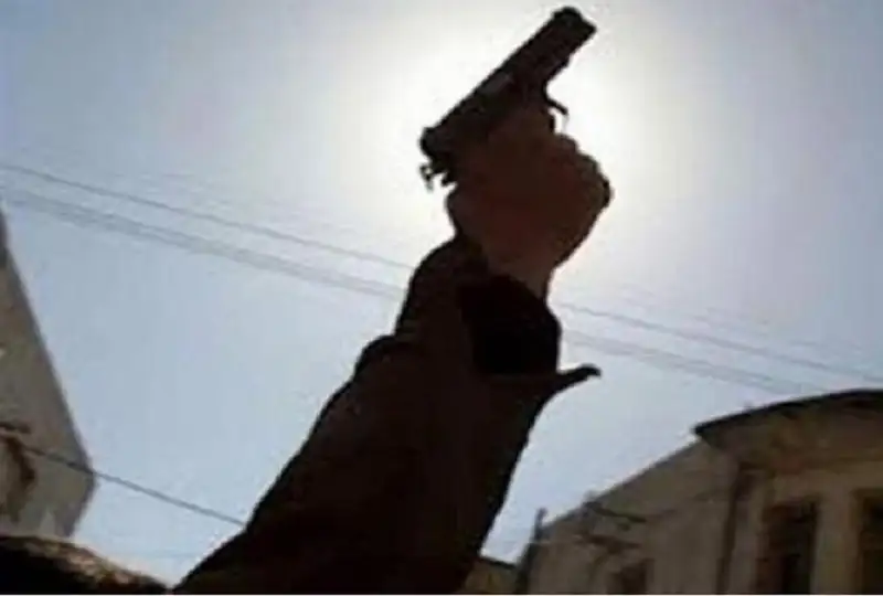 إصابة ٦ أشخاص بعيار ناري خلال