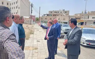 وزير الإدارة المحلية يتفقد مناطق بلديتي