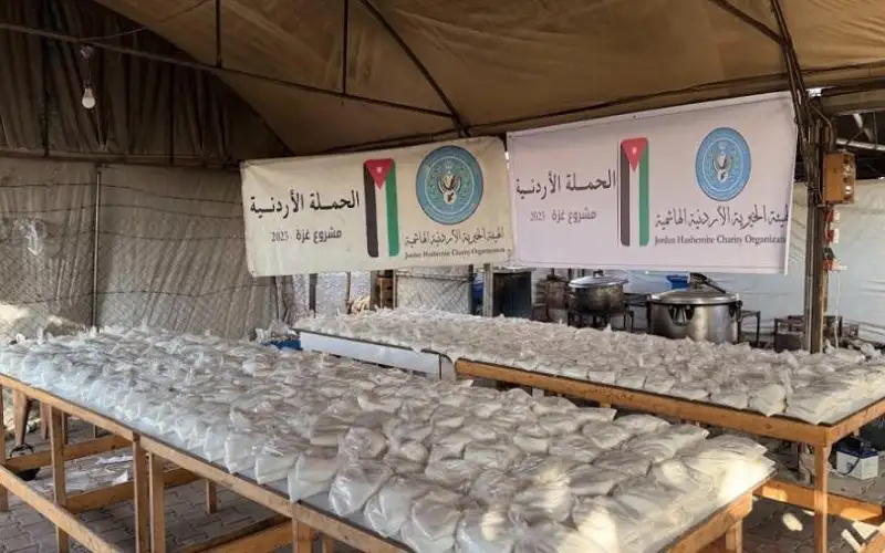 الحملة الأردنية توزع طنا من السكر