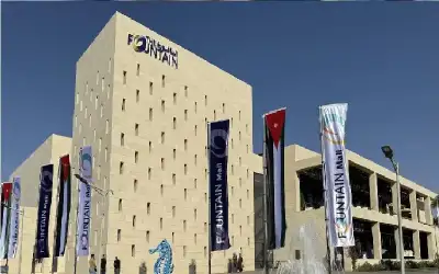 النافورة مول العقبة يحصل على شهادة