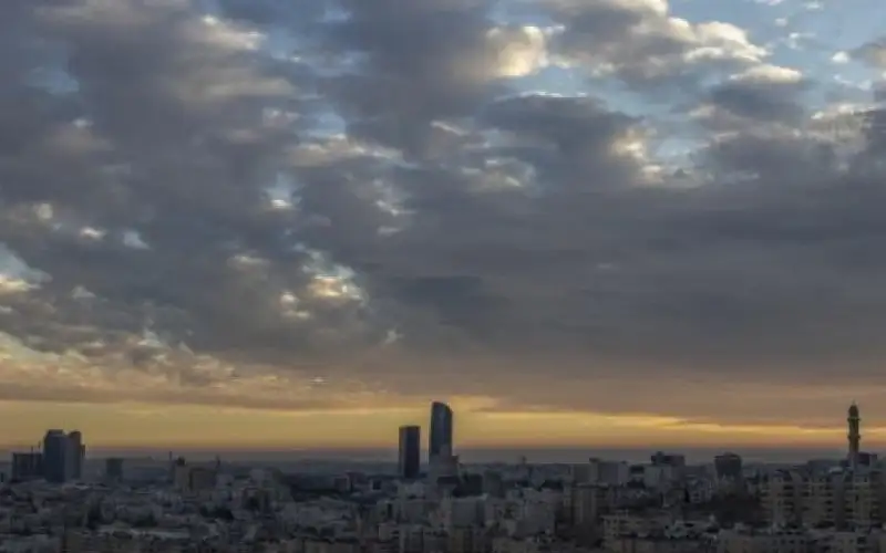 الأرصاد الجوية: تشكل غيوم رعدية في