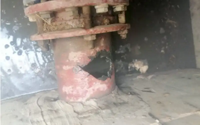 ضبط اعتداء على خط مياه مخصص