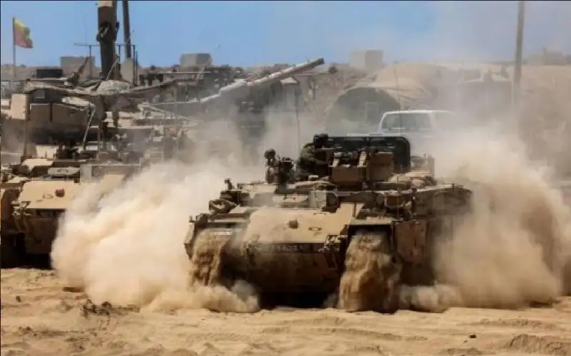 جيش الاحتلال يستعد لاستدعاء 100 ألف