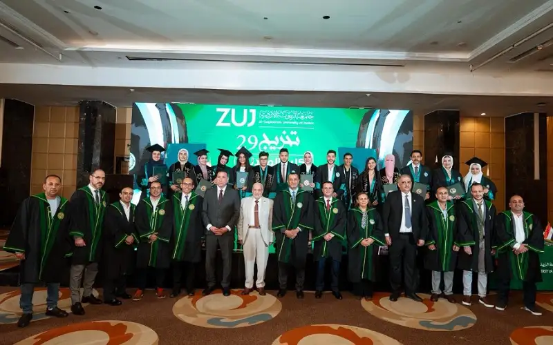 جامعة الزيتونة الأردنية تحتفل بتخريج طلبة