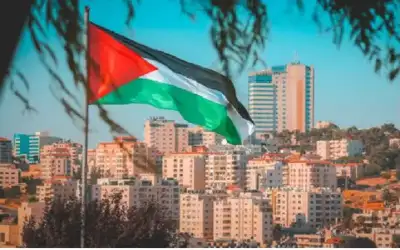 مقتل ثلاثة أشخاص بإطلاق نار في