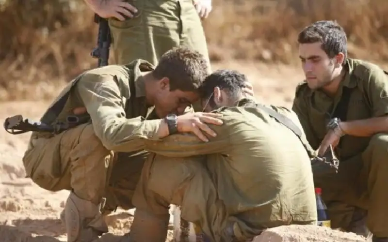 45 عسكري انتحروا منذ بدء الخرب