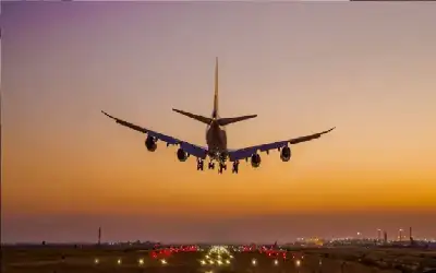 وزير السياحة: الربط الجوي مع الخليج