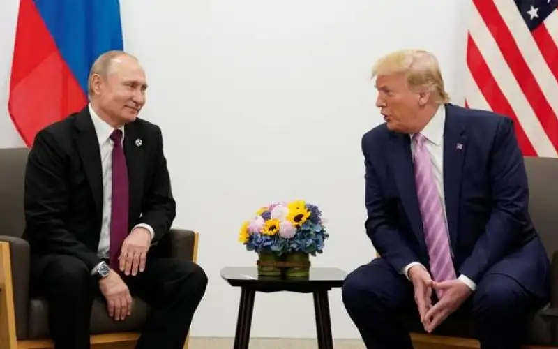 الكرملين: محادثات بوتين وترامب قد تستمر