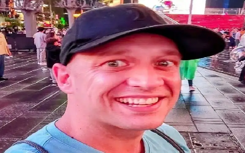 منع رجل من دخول ديزني لاند