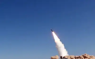 الحوثيون: استهدفنا مطار اللد بصاروخ باليستي