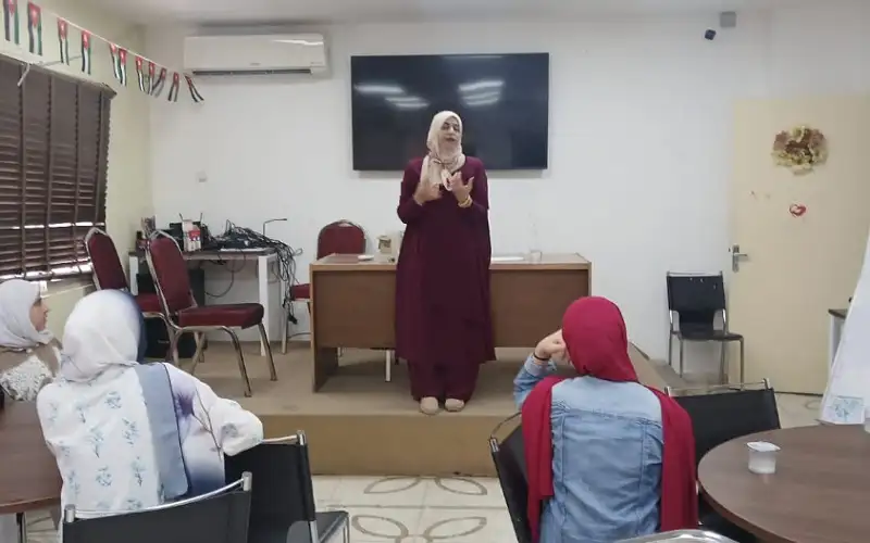 اختتام معسكر كشفي في مركز شابات