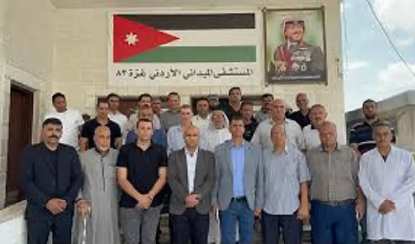 طواقم المستشفى الميداني الأردني غزة83 تبدأ