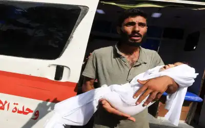 4 شهداء بقصف إسرائيلي على مدينة