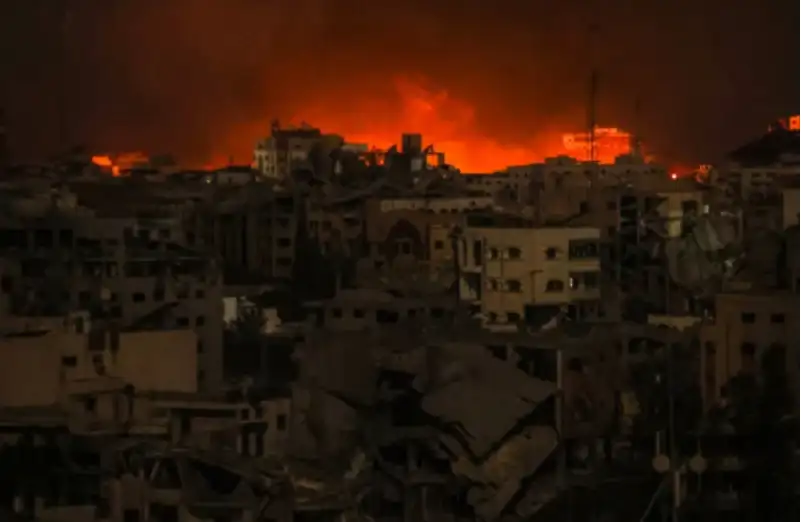 18 شهيدا في قصف إسرائيلي متواصل