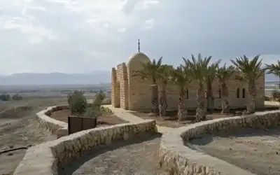 56 ألف زائر للمغطس غالبيتهم أجانب