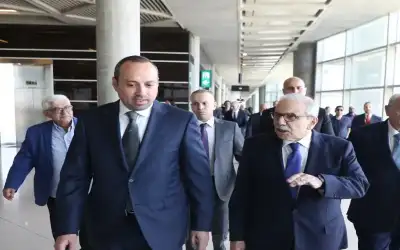 رئيس الوزراء اللبناني يصل إلى الأردن