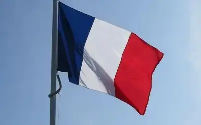 فرنسا: لا نحتاج دروسا في محاربة