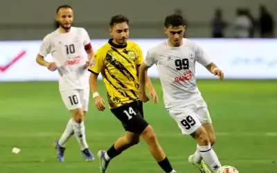 الرمثا يحافظ على صدارة دوري المحترفين