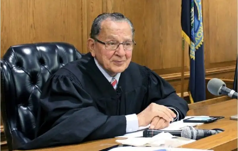 وفاة القاضي الأميركي فرانك كابريو الشهير