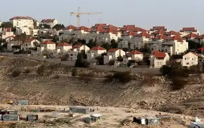 22 دولة تدين خطط الاحتلال لبناء