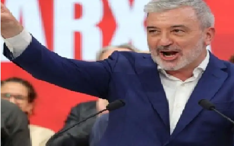 إسرائيل تمنع دخول عمدة برشلونة