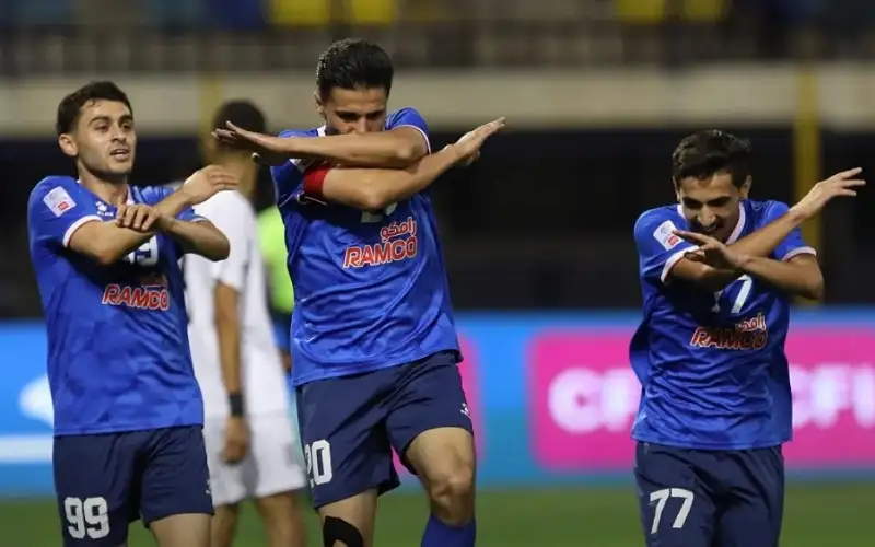 الرمثا يعزز صدارته بثلاثية في شباك