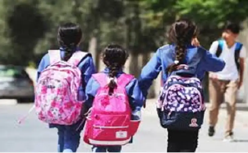 1.6 مليون طالب يصطفون الطابور الصباحي