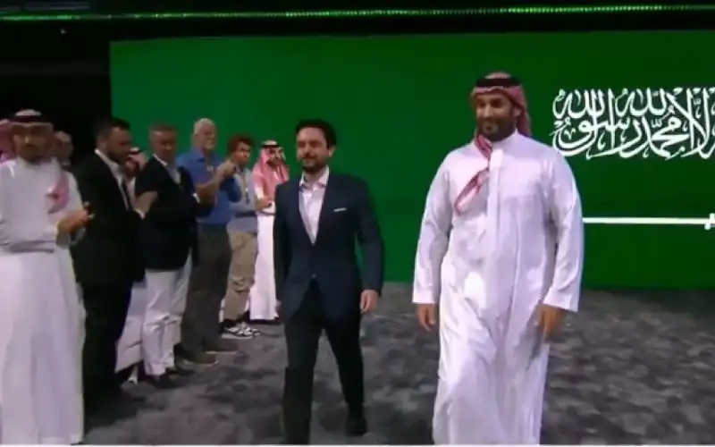 ولي العهد ومحمد بن سلمان يحضران