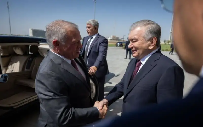 الملك يشهد توقيع عدد من الاتفاقيات