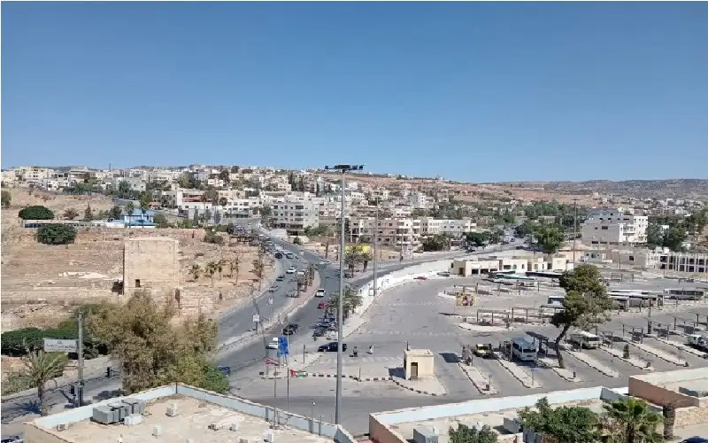 مطلب شعبي بدعم النقل العام في