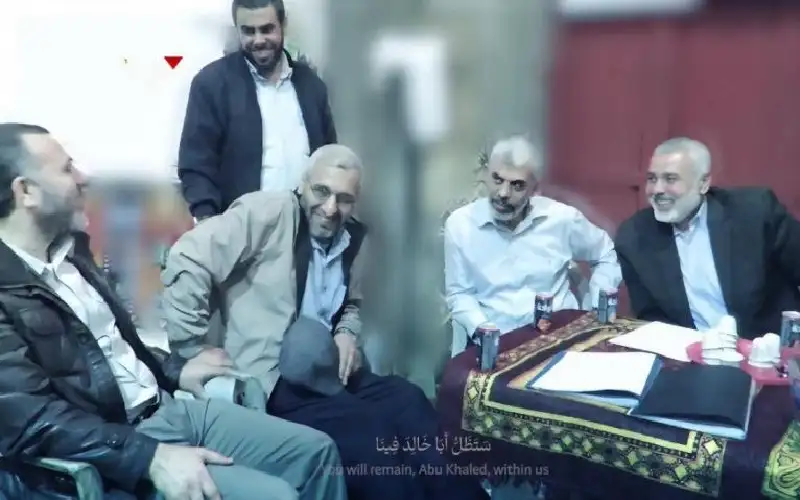 حماس تنشر صورا للمرة الأولى لقادتها