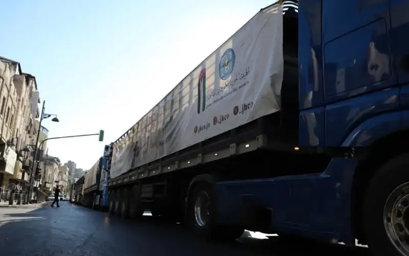 عبور قافلة مساعدات أردنية جديدة مكونة