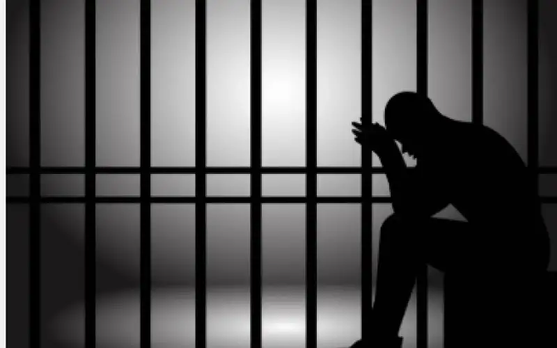 حبس شاب عشريني 3 سنوات بعد