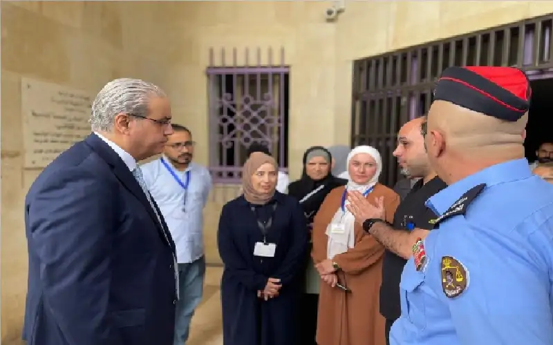 وزير الصحة: ملتزمون بتقديم خدمات الصحة