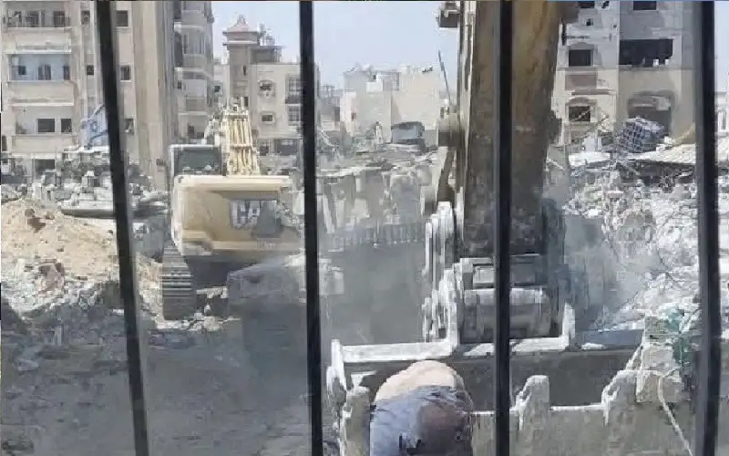 هكذا احتفل جندي اسرائيل خلال تمثيله