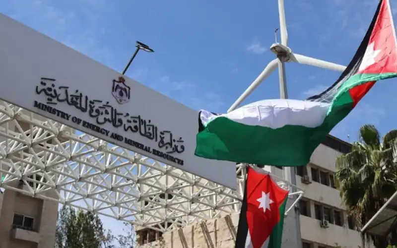 الطاقة تؤكد جاهزيتها لتصدير الكهرباء إلى