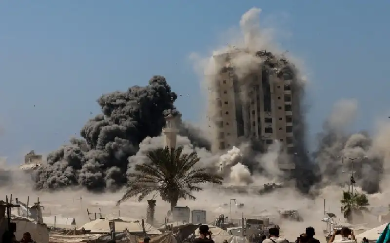 جيش الاحتلال الإسرائيلي ينذر سكان برج